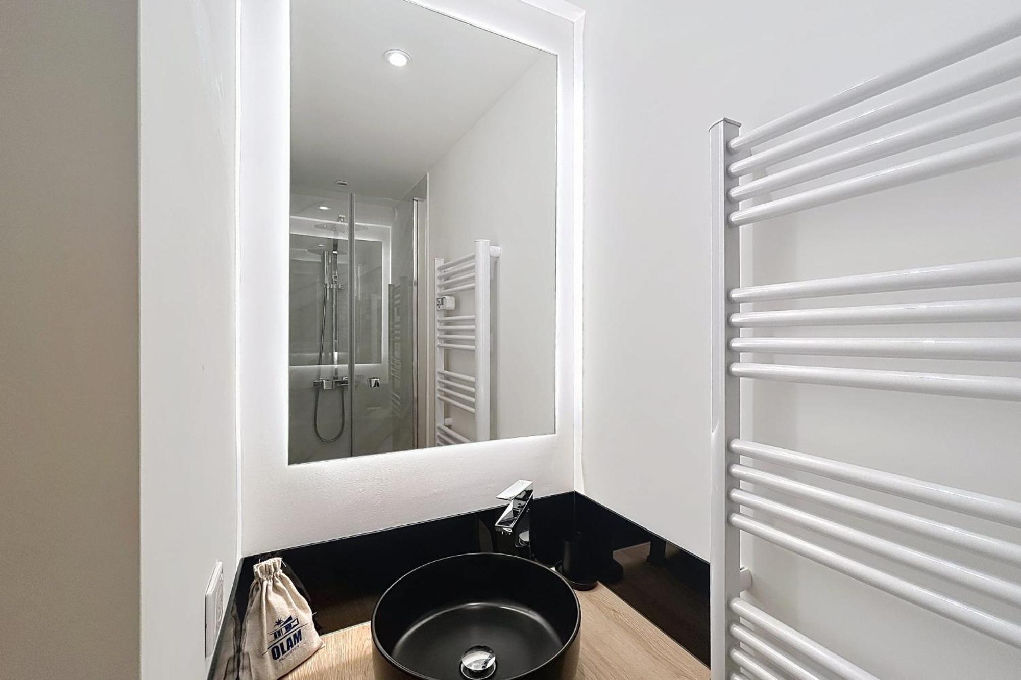 Bobo Chic Very 2 Bedroom In A Quiet Location * Cannes