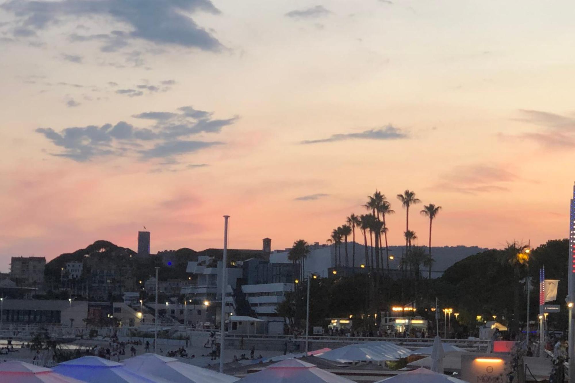Bobo Chic Very 2 Bedroom In A Quiet Location Apartment Cannes
