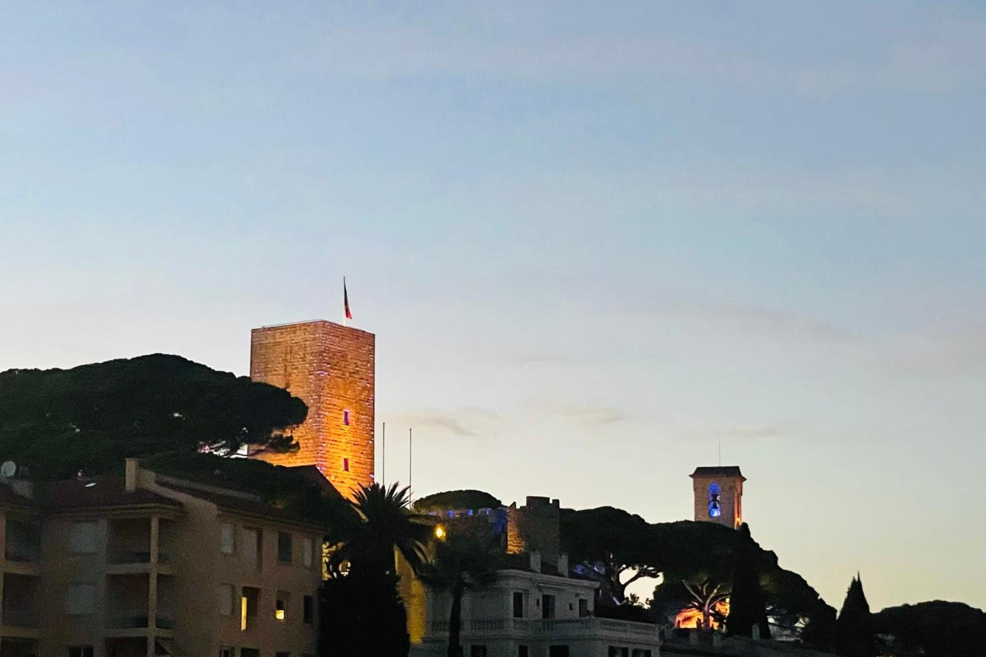 Bobo Chic Very 2 Bedroom In A Quiet Location Apartment Cannes